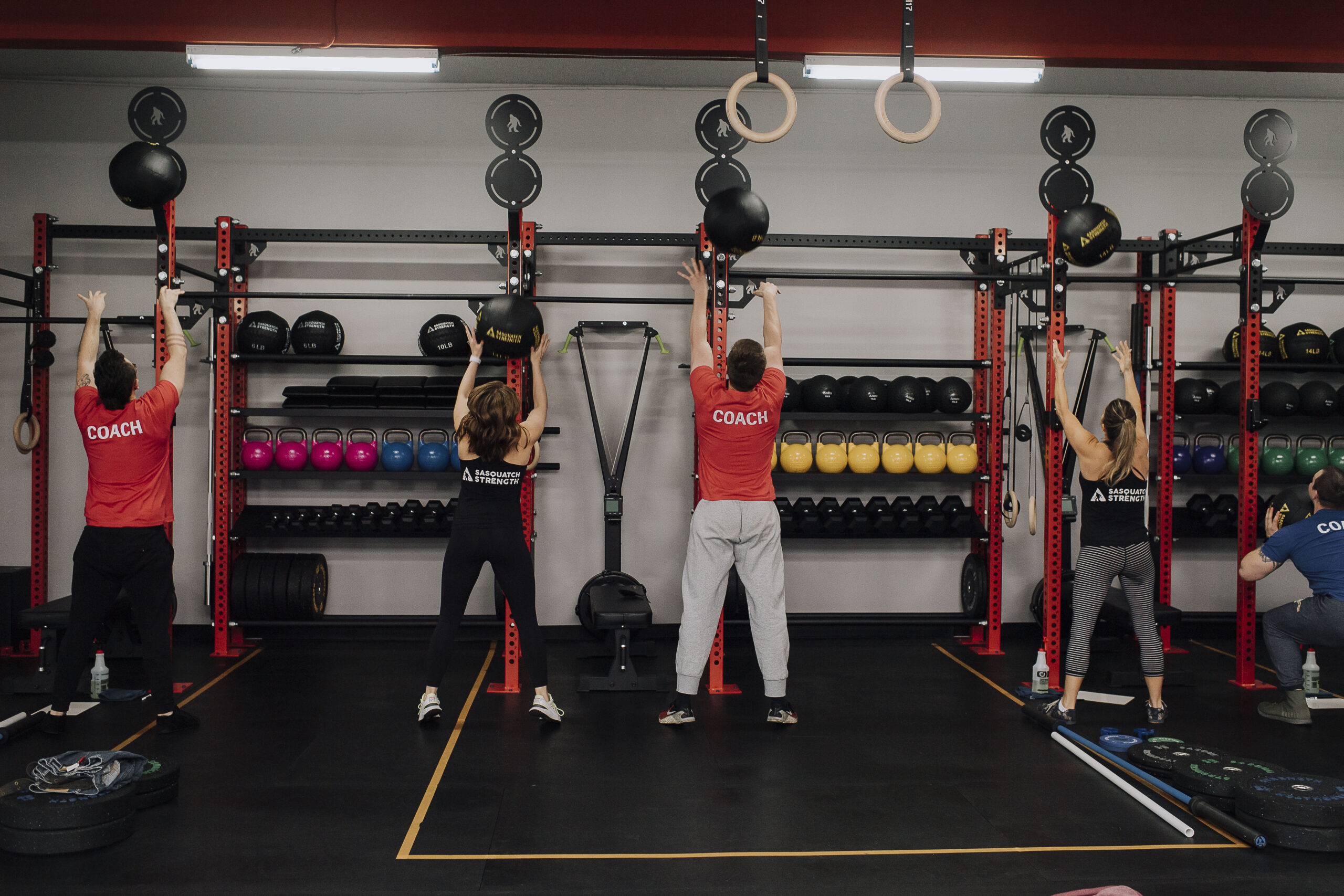 Members doing athletic functional strength training to stay quick on the pickleball court